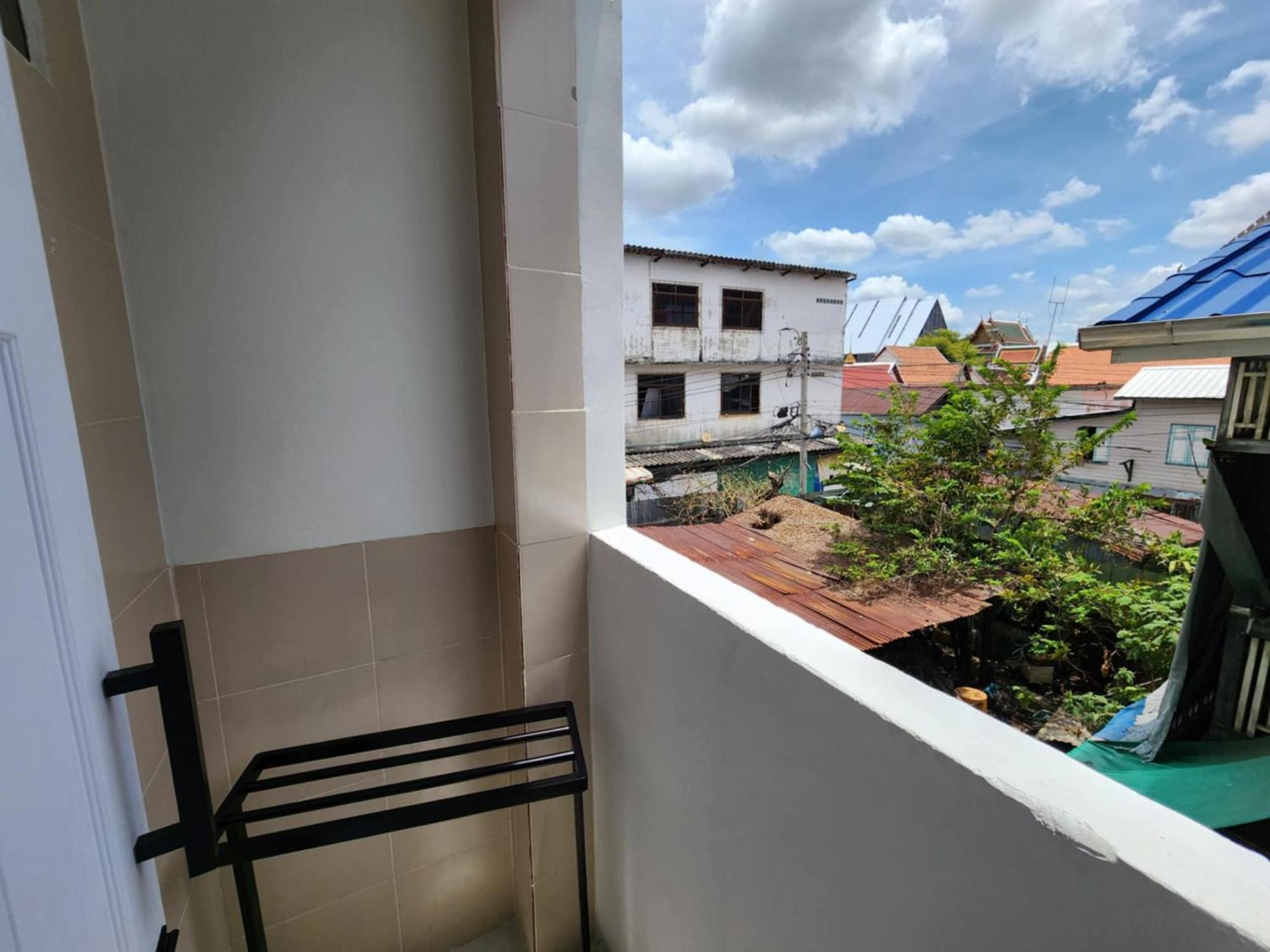 Lo-Ha Guest House, Contactless Check-In Bangkok Exterior photo